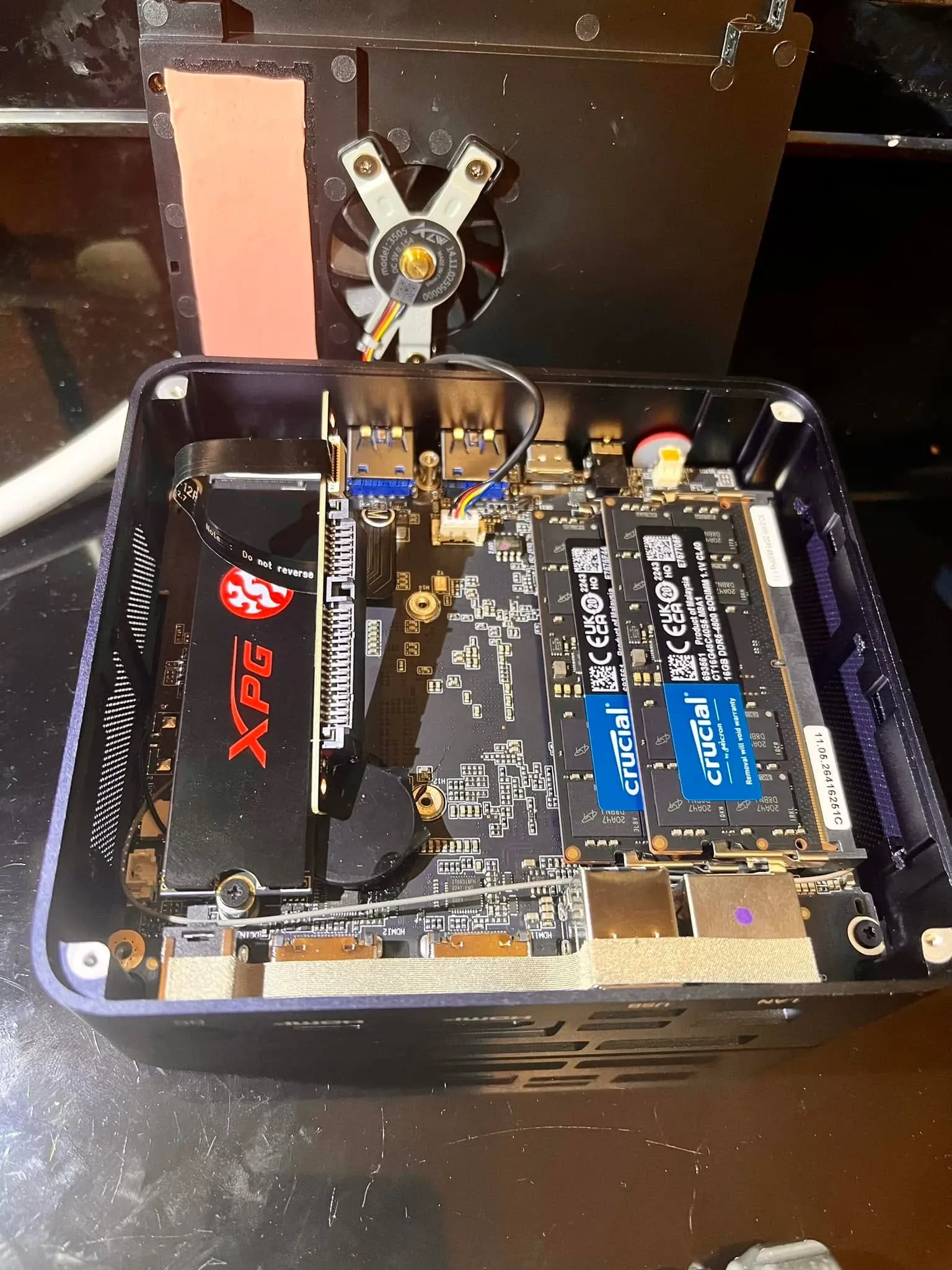 以 Intel 1240P 組裝的拍攝控制電腦