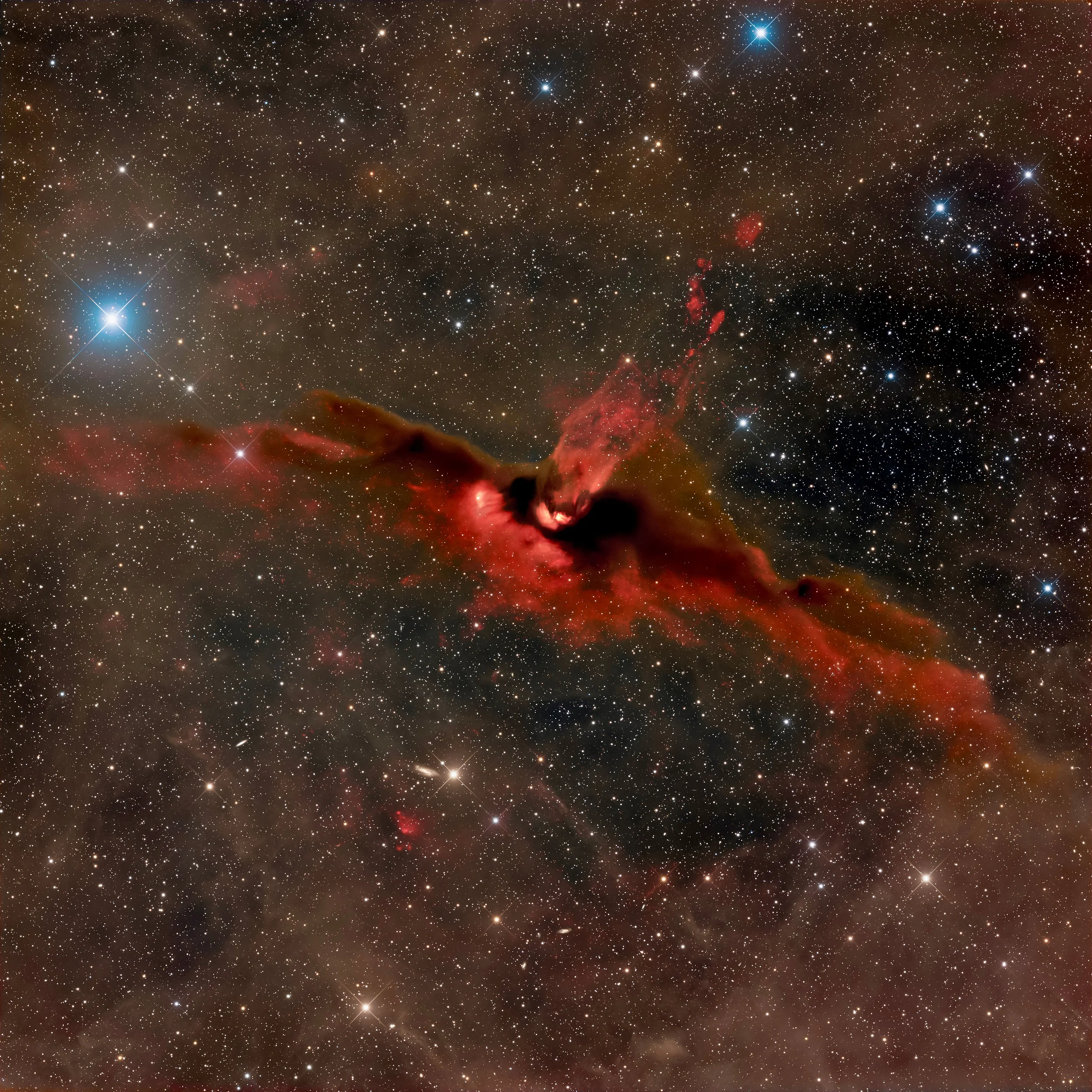 LDN43 Cosmic Bat Nebula